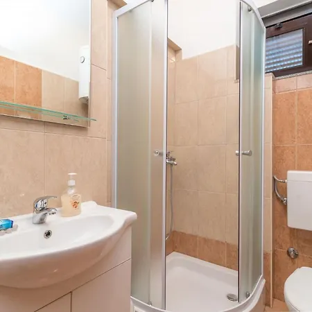 Apartman Vin *