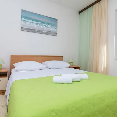 Vin Apartmán